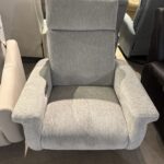 Power Pack Power Swivel Recliner w/Lumbar