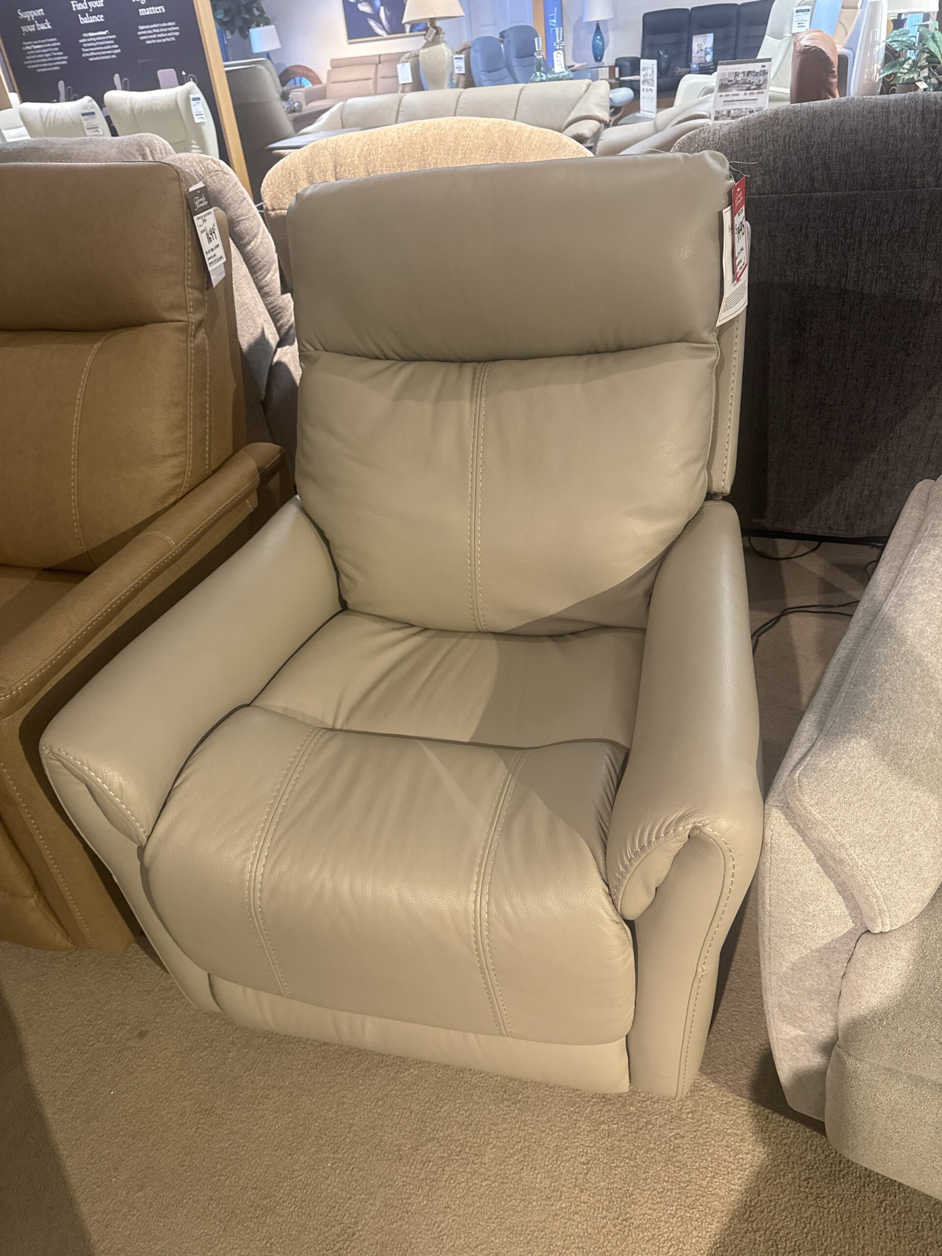 ac677a2f-70c7-4cdf-bcdf-6ccf26e0cda3-8822-00000246db80e46a_file Swivel Triple Lay Flat Recliner - Image 1