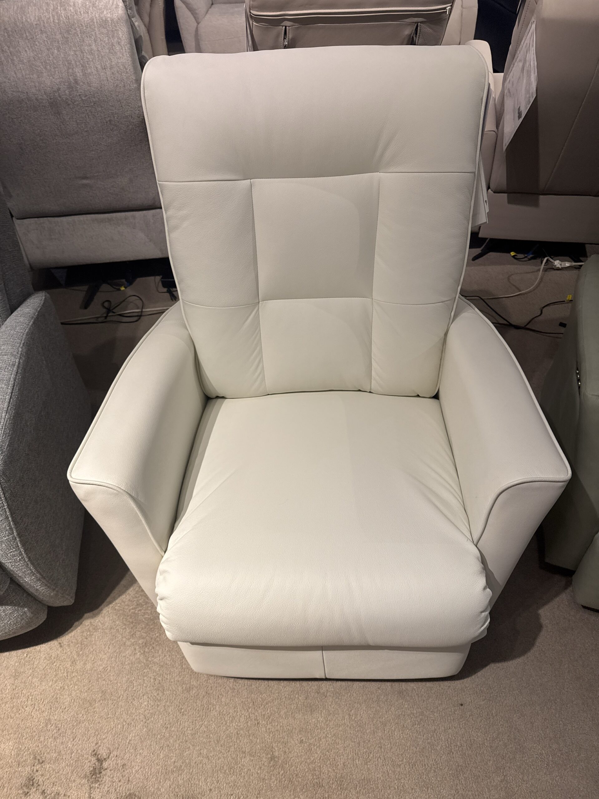 d0f71092-206f-47ef-8403-cdbb02621177-8579-000002270504ae41_file Power Swivel Glider Recliner W/Battery - Image 1